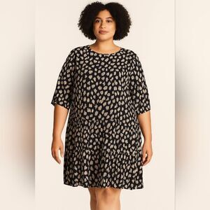 City Chic XXL Black White Animal Print Tiered Dress Short Sleeve Flowy Plus Size
